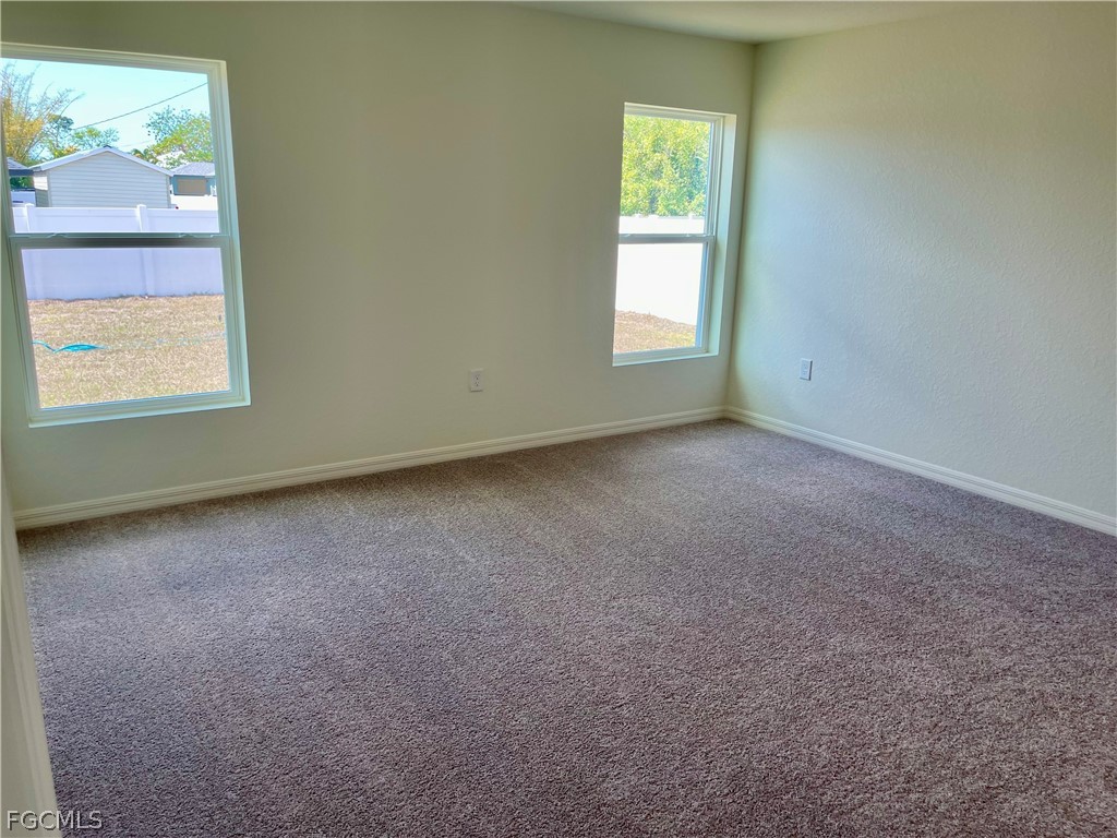 2122 NW 9th Place