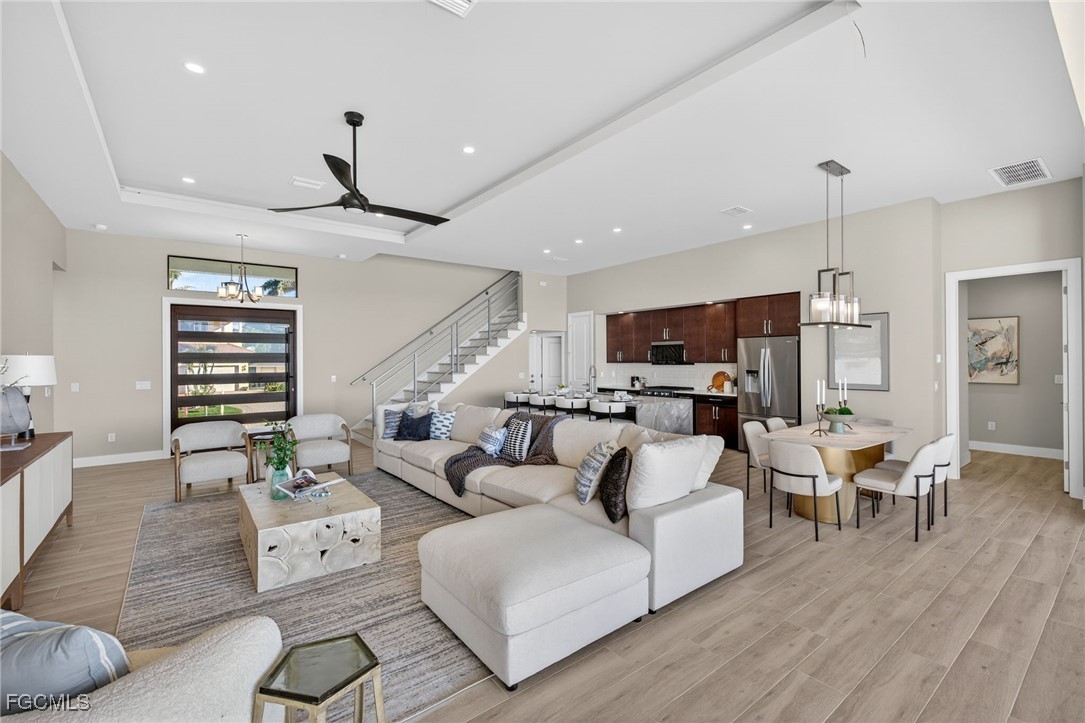 1024 Dolphin Drive