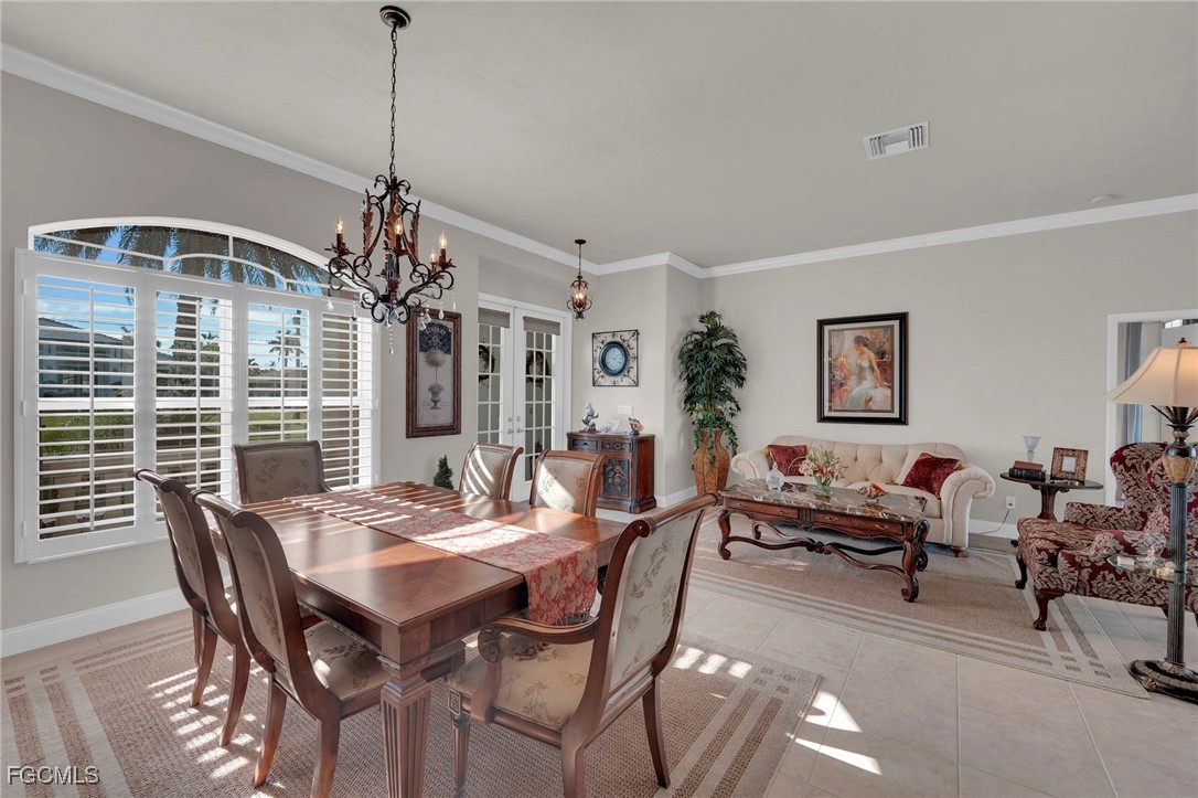 5212 SW 8th Court