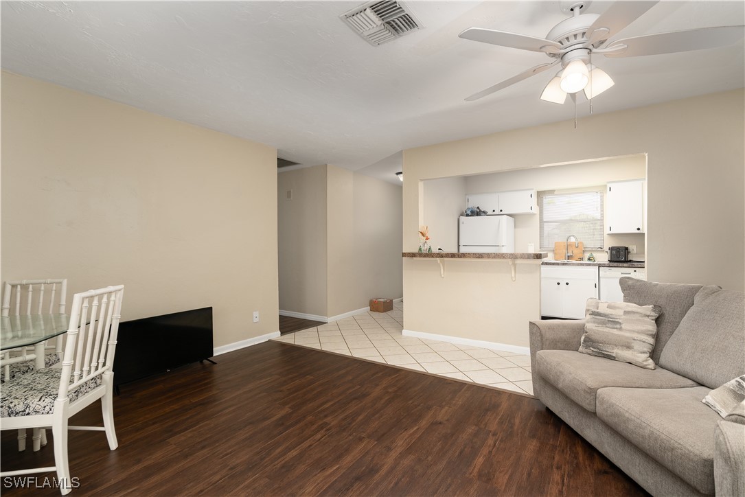 3609 SE 9th Place