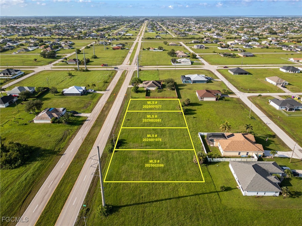 816  El Dorado Boulevard