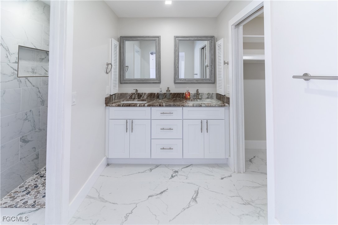 3405 SE 16th Place