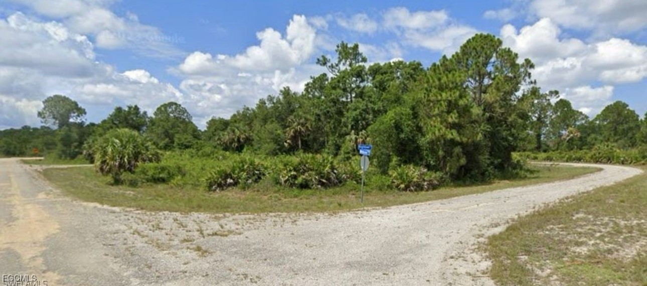 660  Whitmore Loop