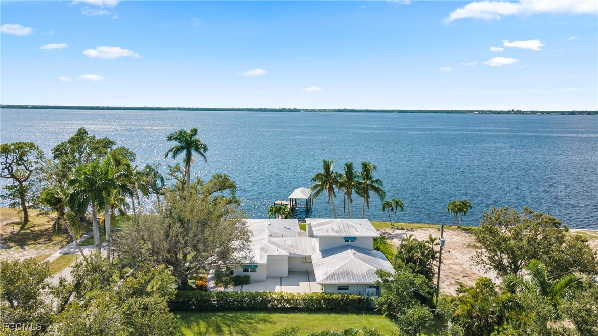 1209  Coconut Drive