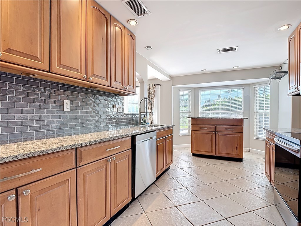 5351  Chippendale Circle