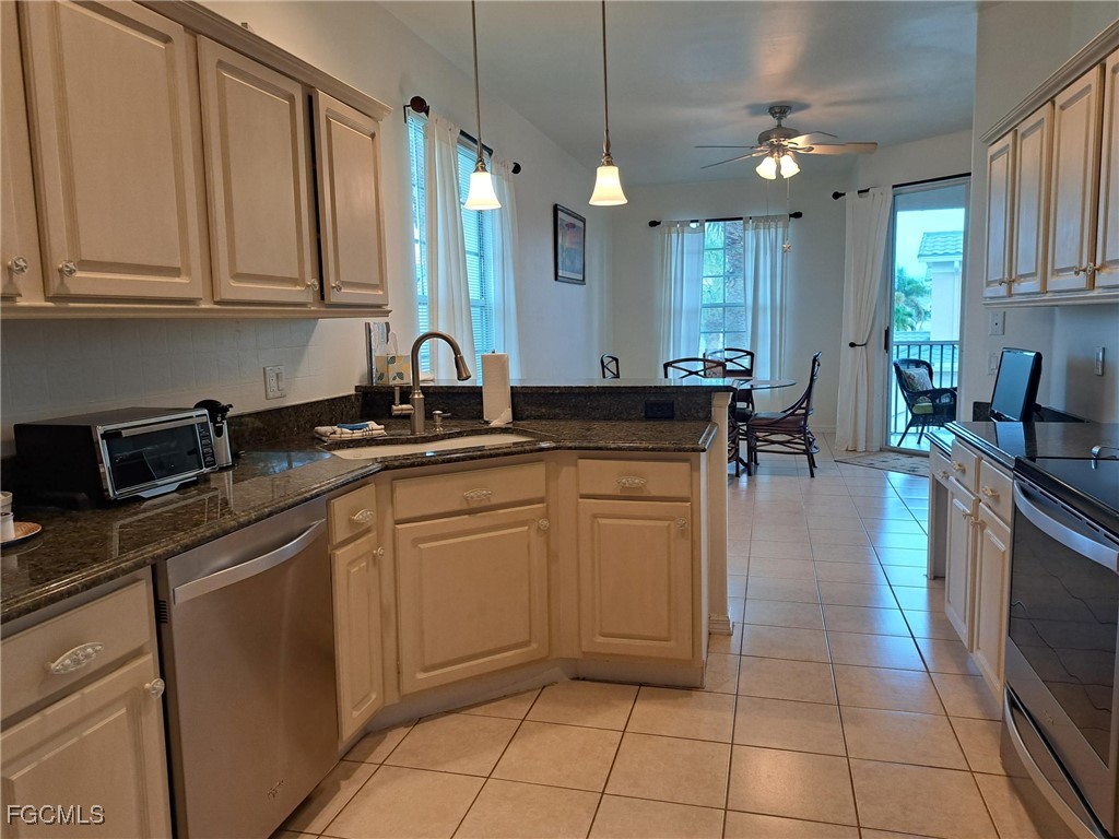 14501 Grande Cay Circle, Apt 2701