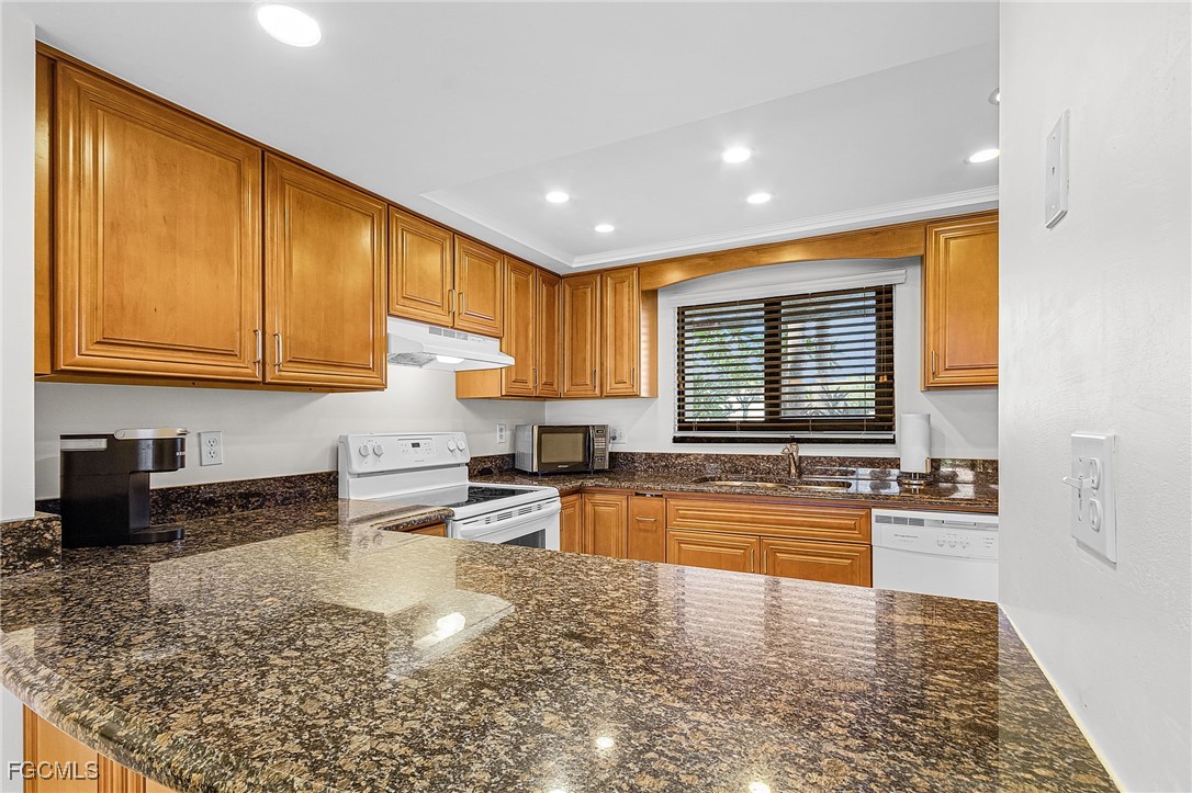 4120 STEAMBOAT Bend, Apt 104