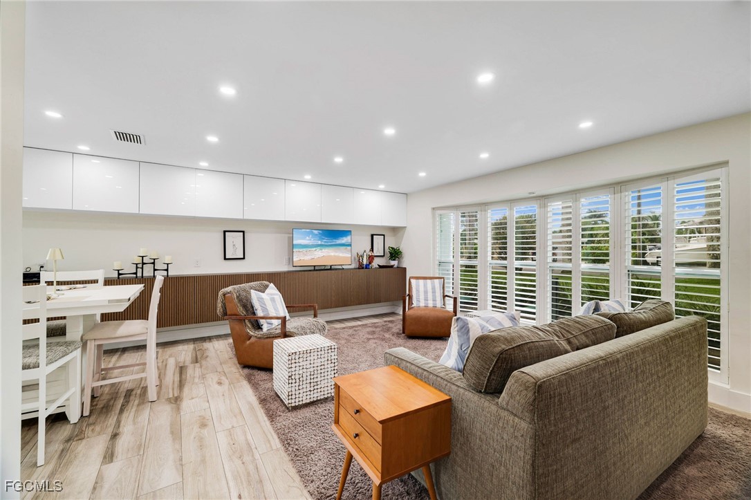 1771  Coral Way