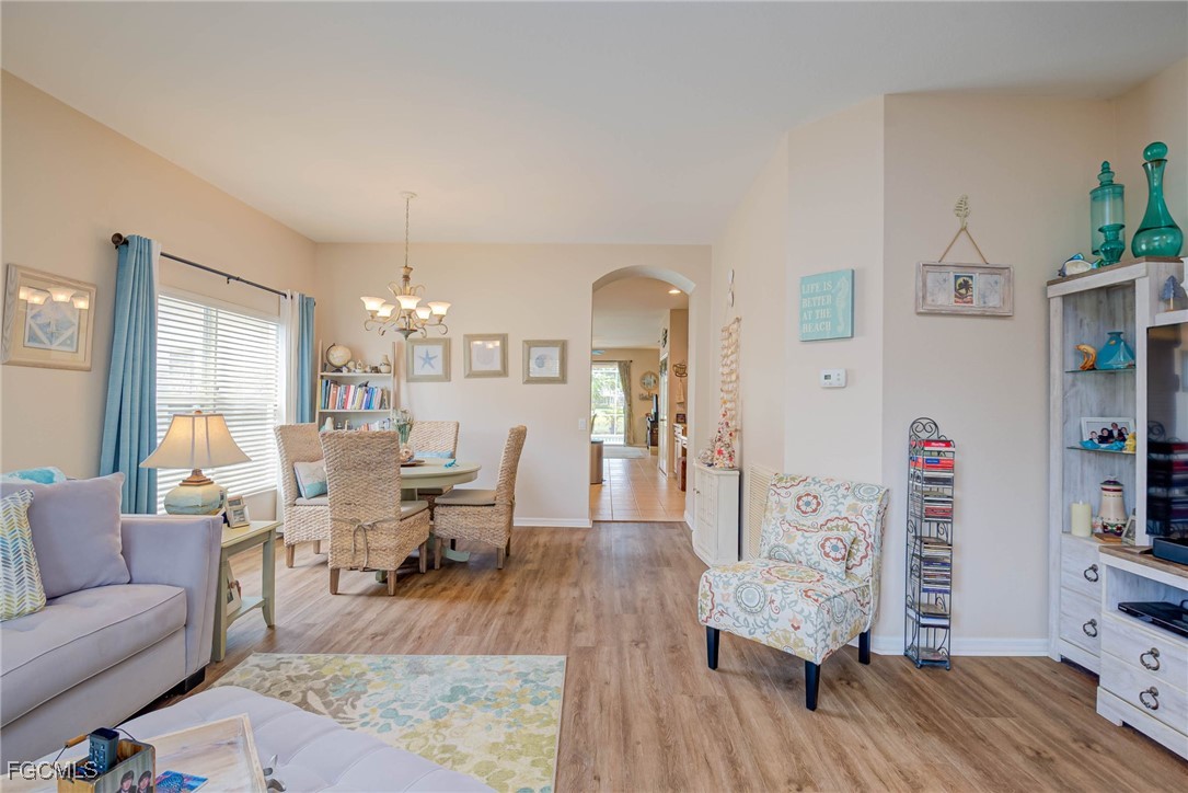 9005  Falcon Pointe Loop
