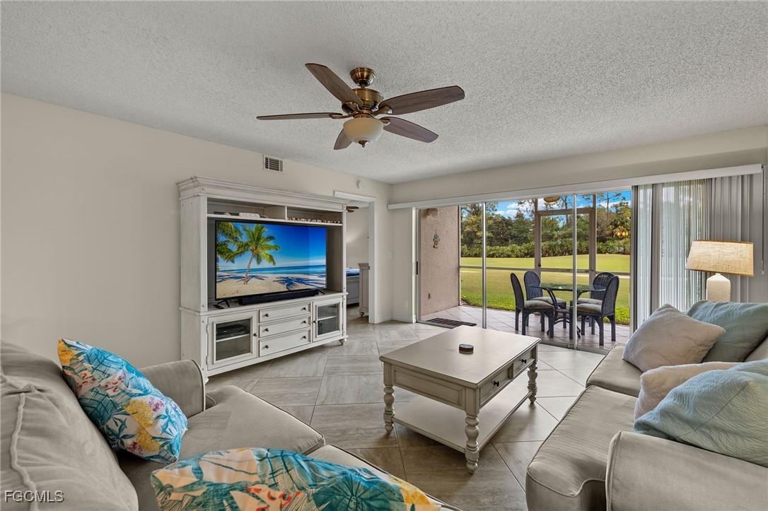7025 Dennis Circle, Apt G104