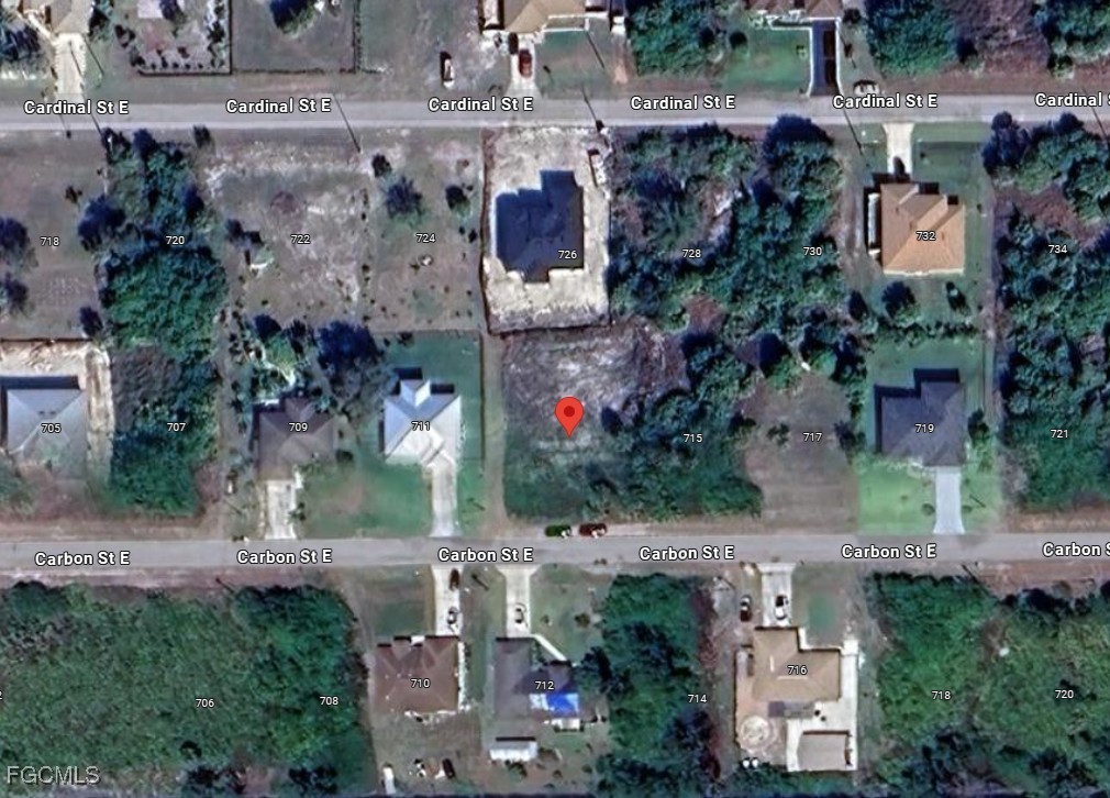 713  Carbon Street