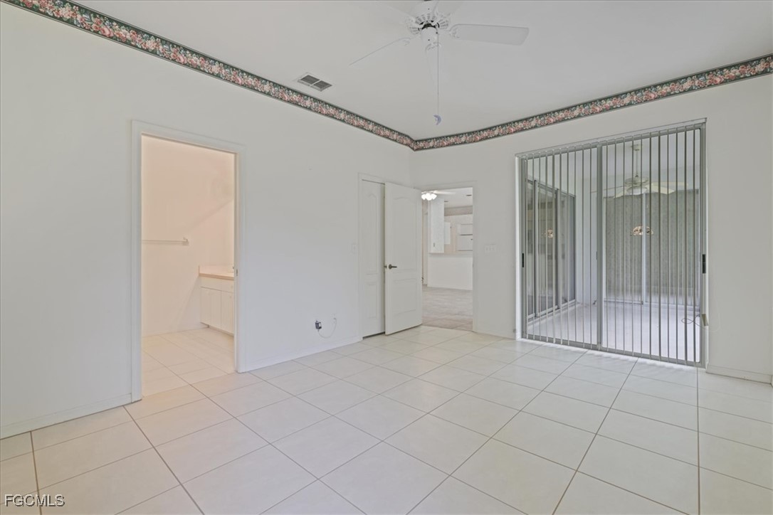 8207  Breton Circle
