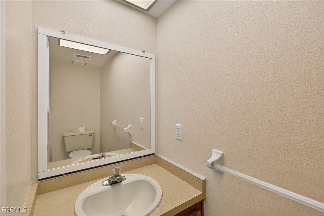 4641 SW Santa Barbara Place, Apt 8