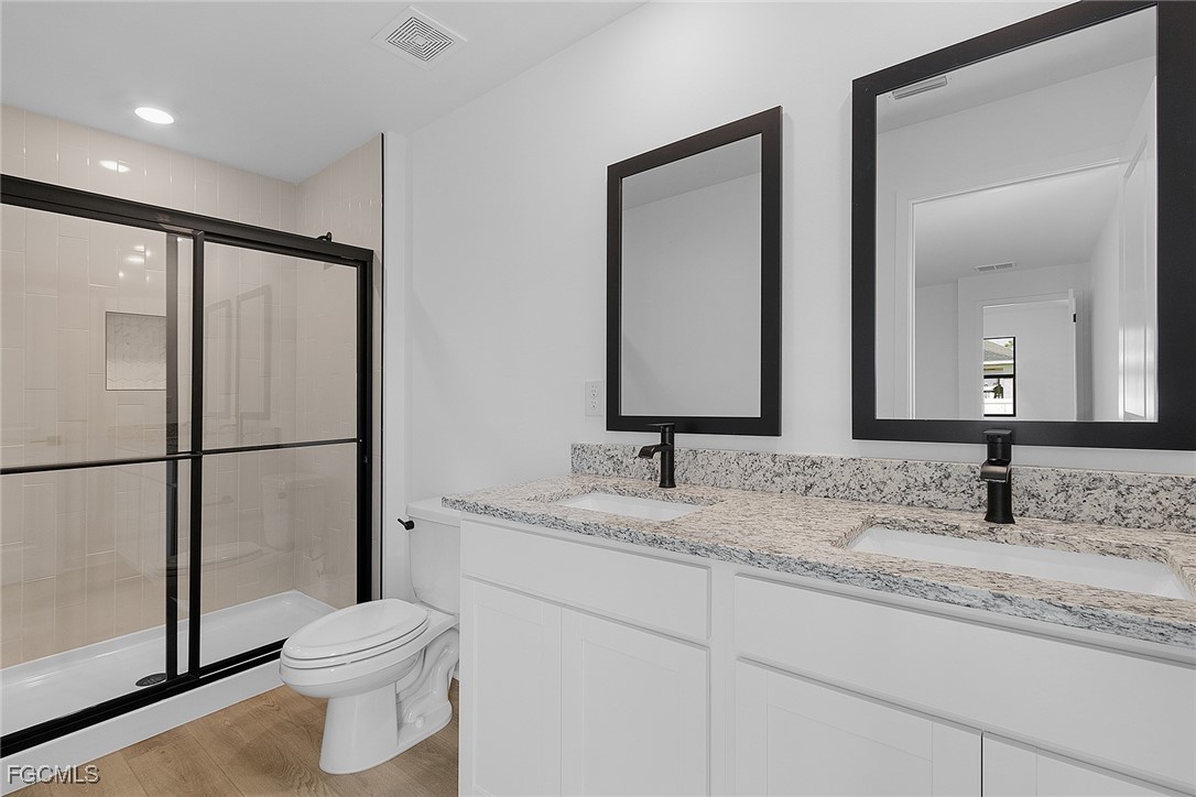 305 NW 21st Street