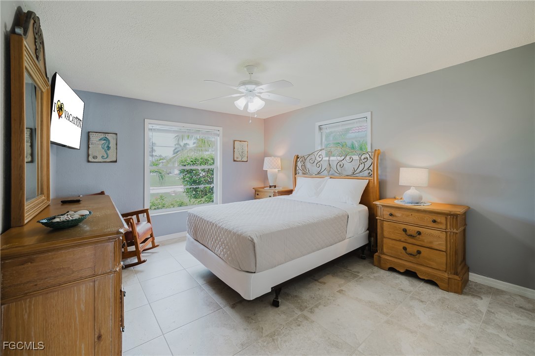 1926 SE 12th Terrace