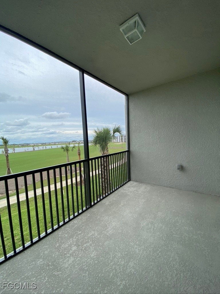 15275 Green Acres Avenue, Apt 324
