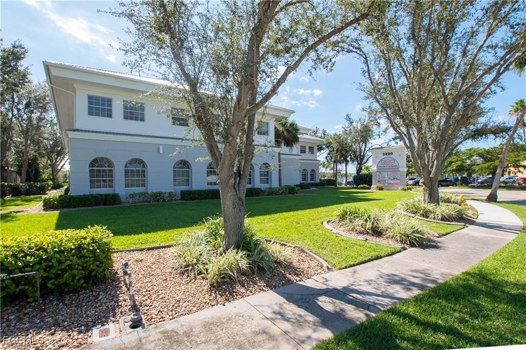 3820 COLONIAL Boulevard
