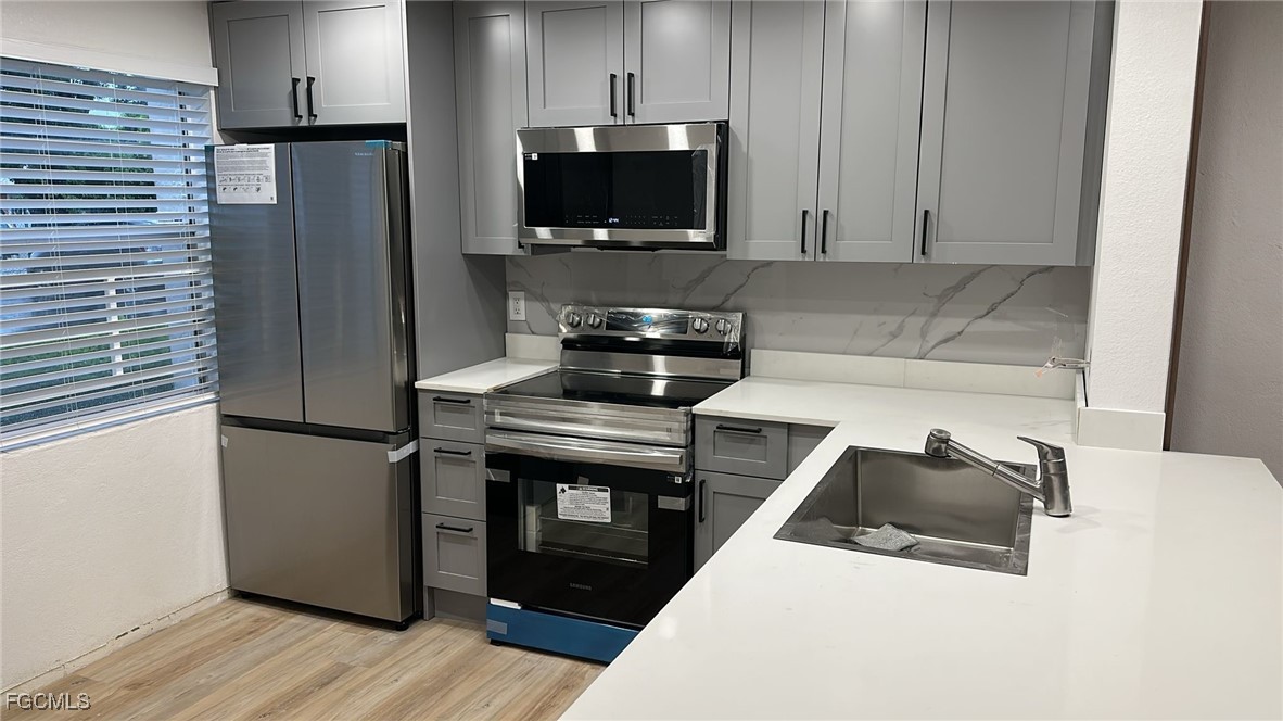2828  Jackson Street, Apt I3