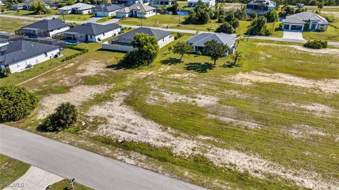 2751 NW 41st Place