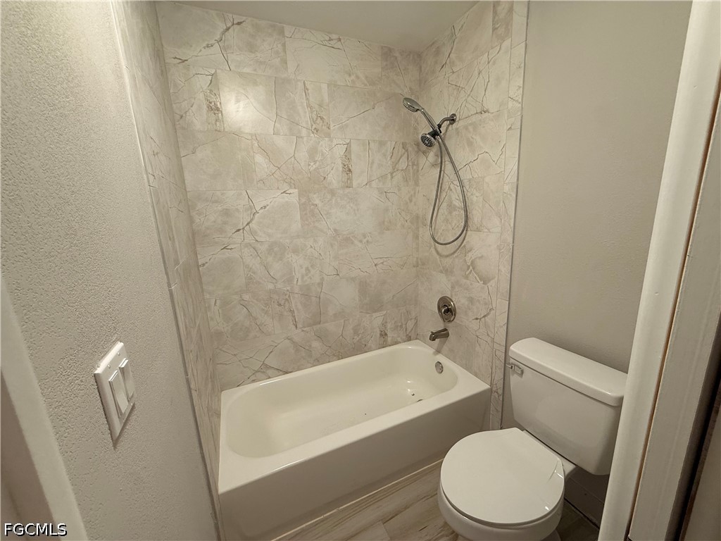 6468 Royal Woods Drive