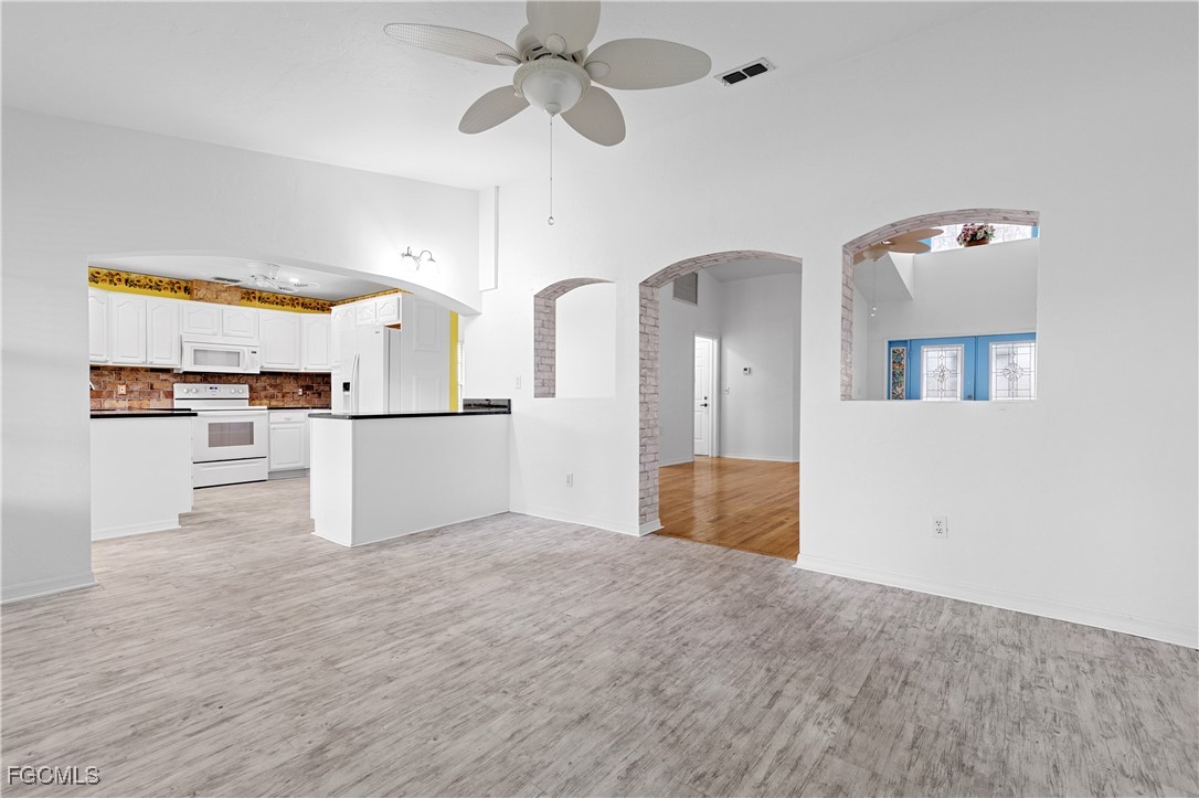 3319  Clubview Drive