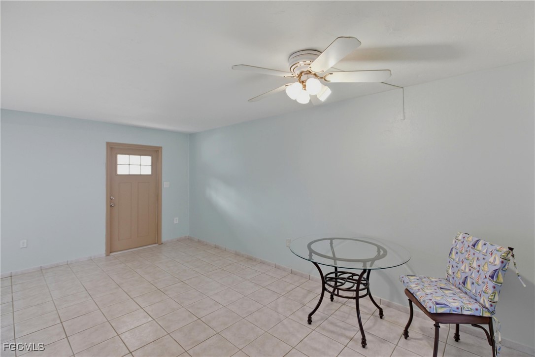 4931 Vincennes Court, Apt 6