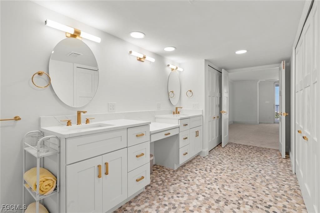 3145 W Gulf Drive, Apt 102