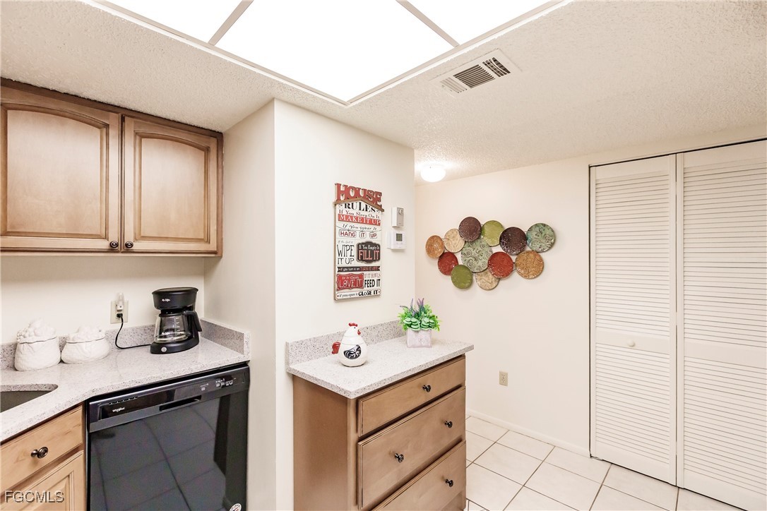 1515 Forrest Nelson Boulevard, Apt H108