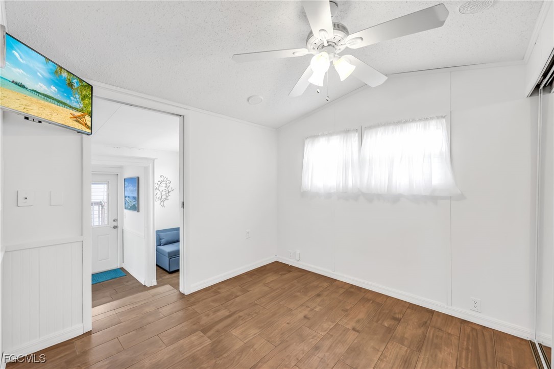 7031 Armadillo Way