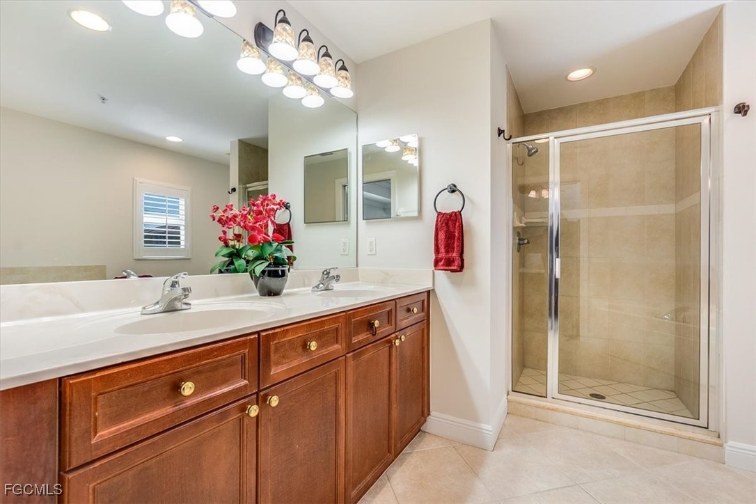 10060 Lake Cove Drive, Apt 202