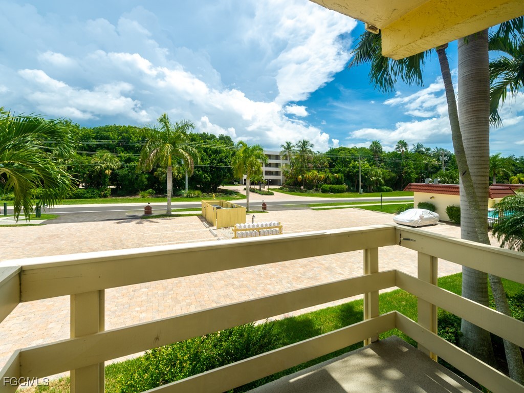 1610 Middle Gulf Drive, Apt E-4