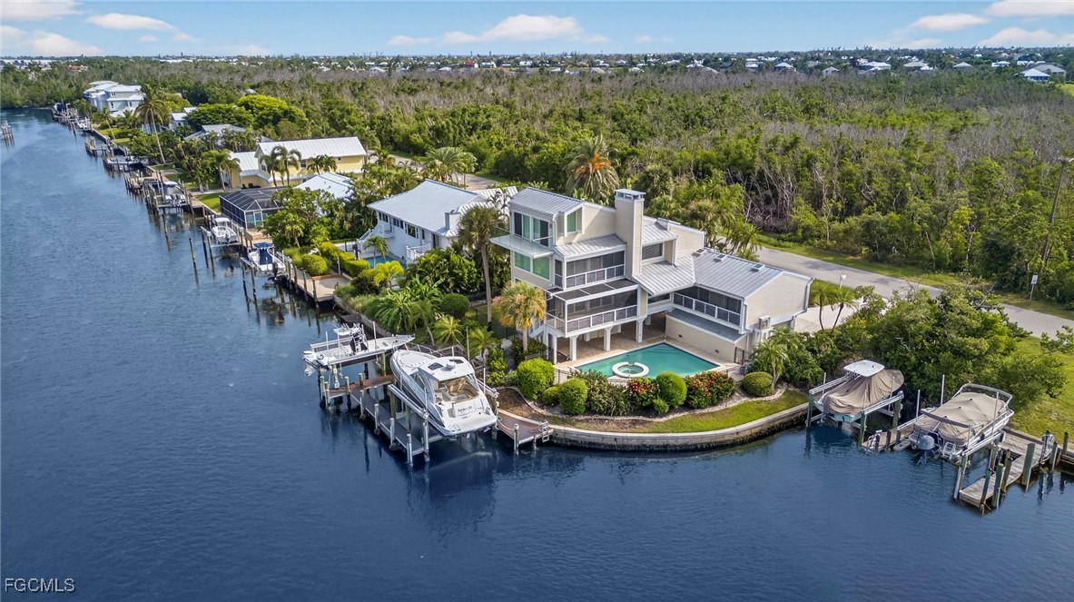1290 Bay Drive