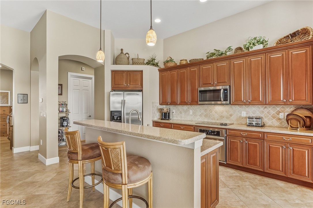 5675  Whispering Willow Way