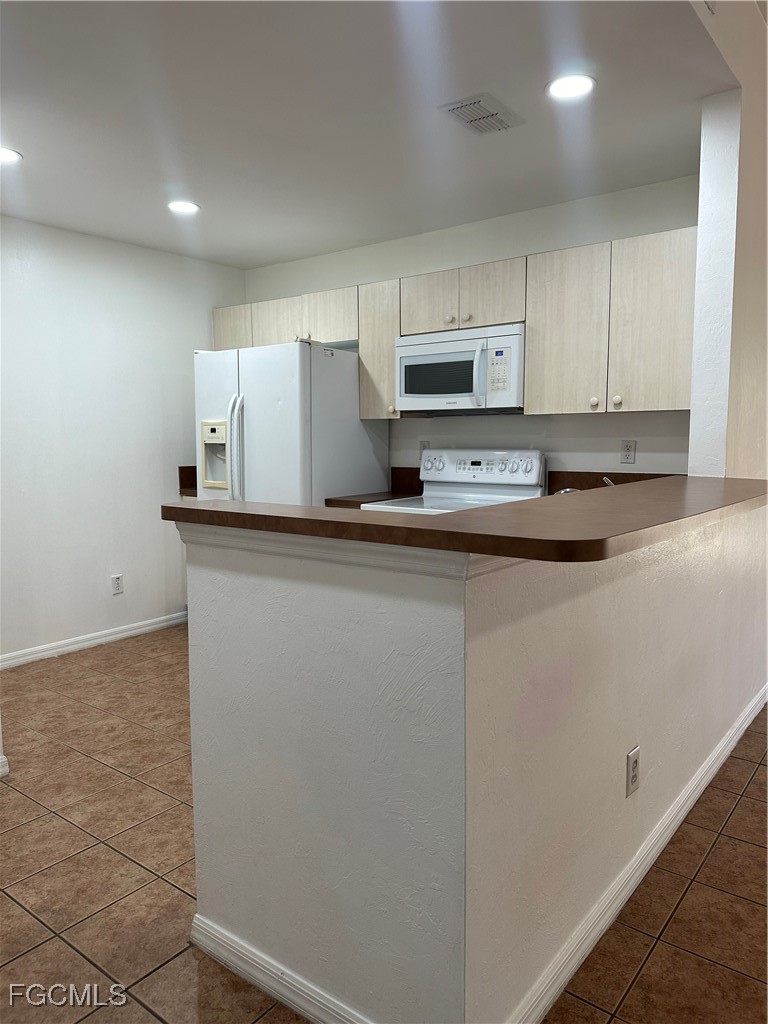 4225  Bellasol Circle, Apt 1612