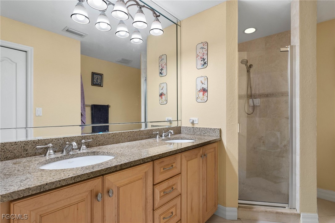 4566 SE 5th Place, Apt 105