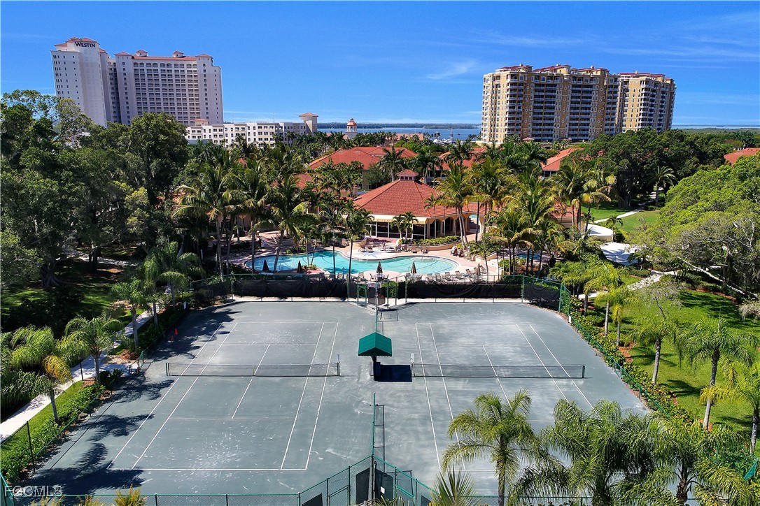 6081 Silver King Boulevard, Apt 404