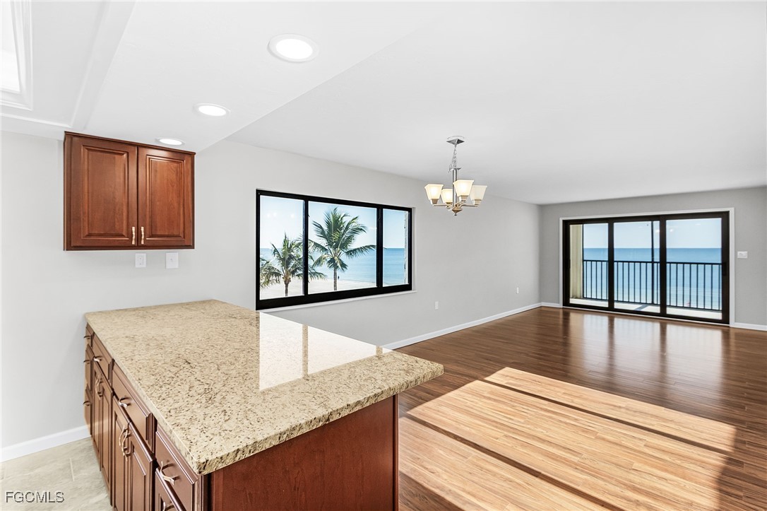 4400 Estero Boulevard, Apt 401