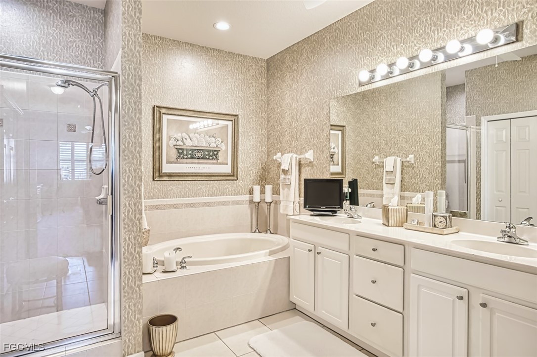 13991 Lake Mahogany Boulevard, Apt 2424