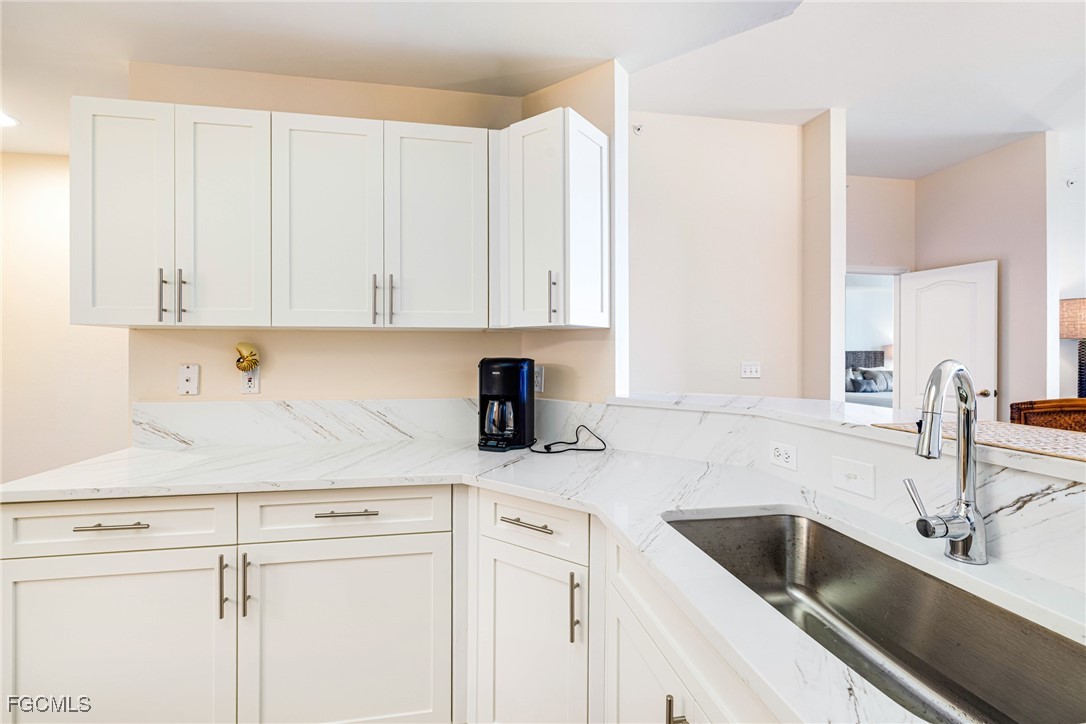 14815 Laguna Drive, Apt 702