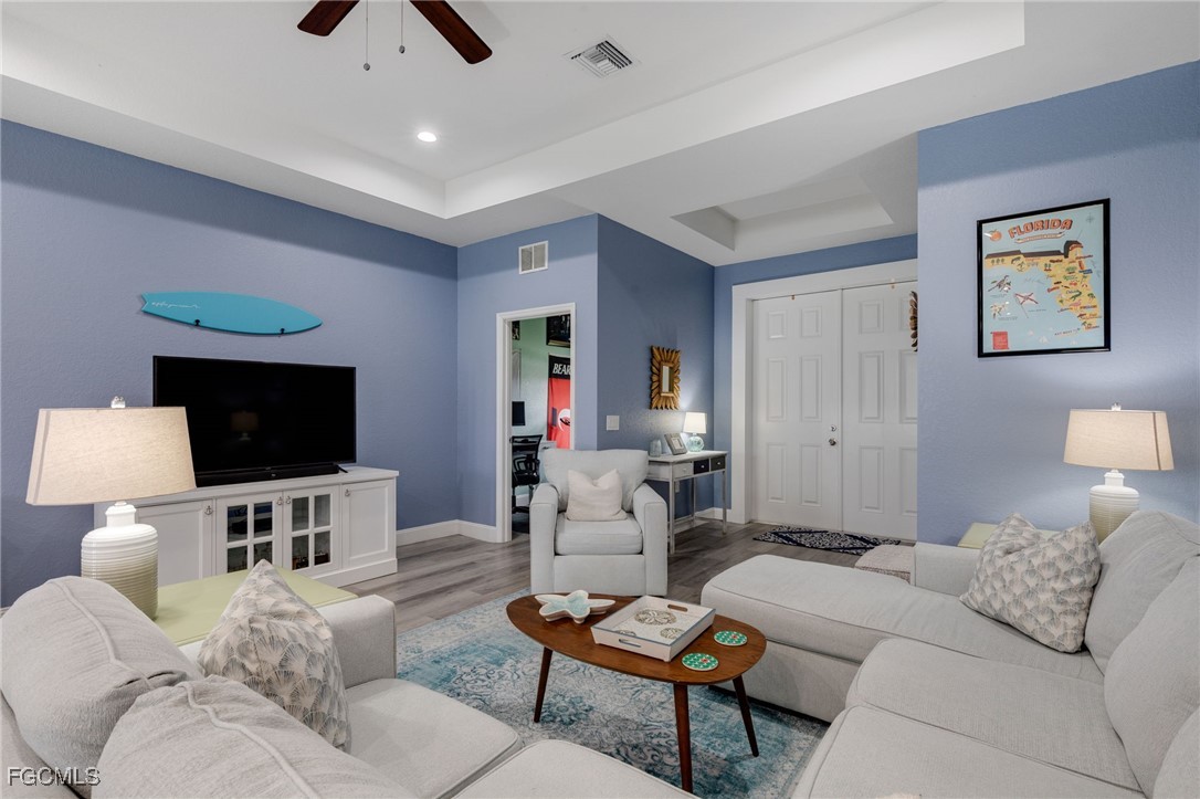 1203  Sunniland Boulevard