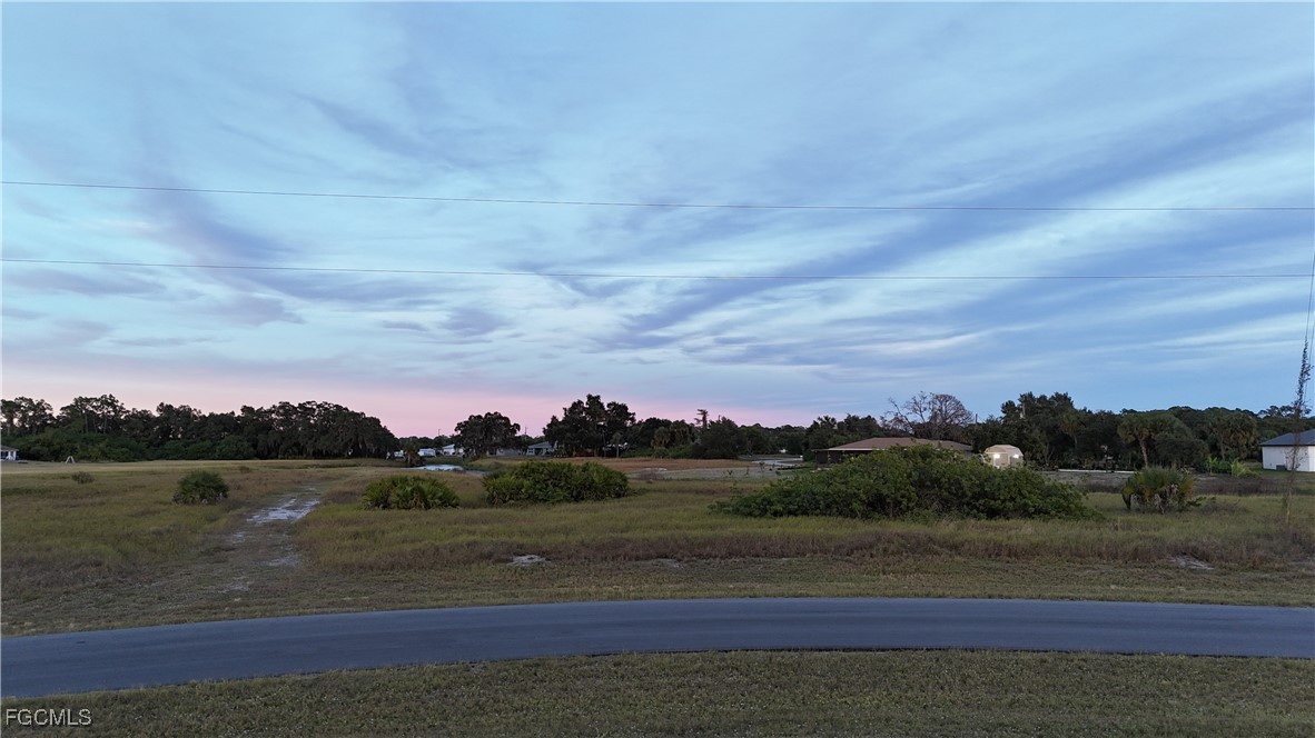 3019 NW Beechwood Circle
