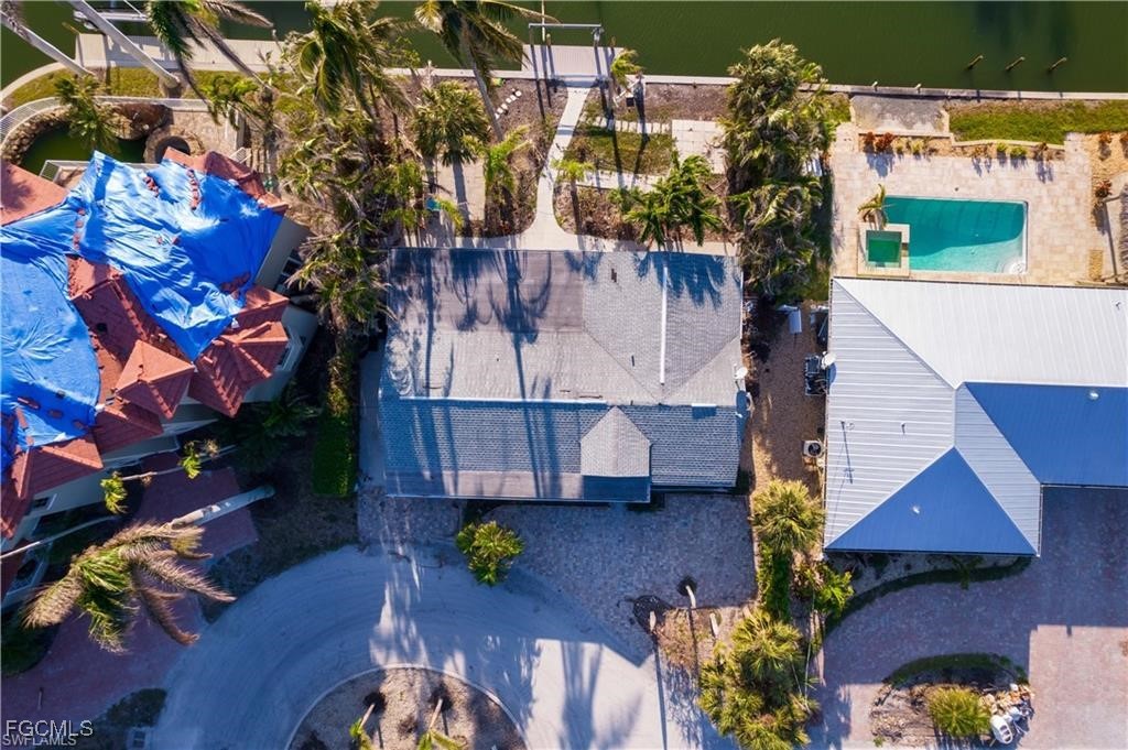 20 Sunview Boulevard