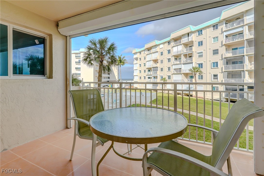 7400 Estero Boulevard, Apt 210