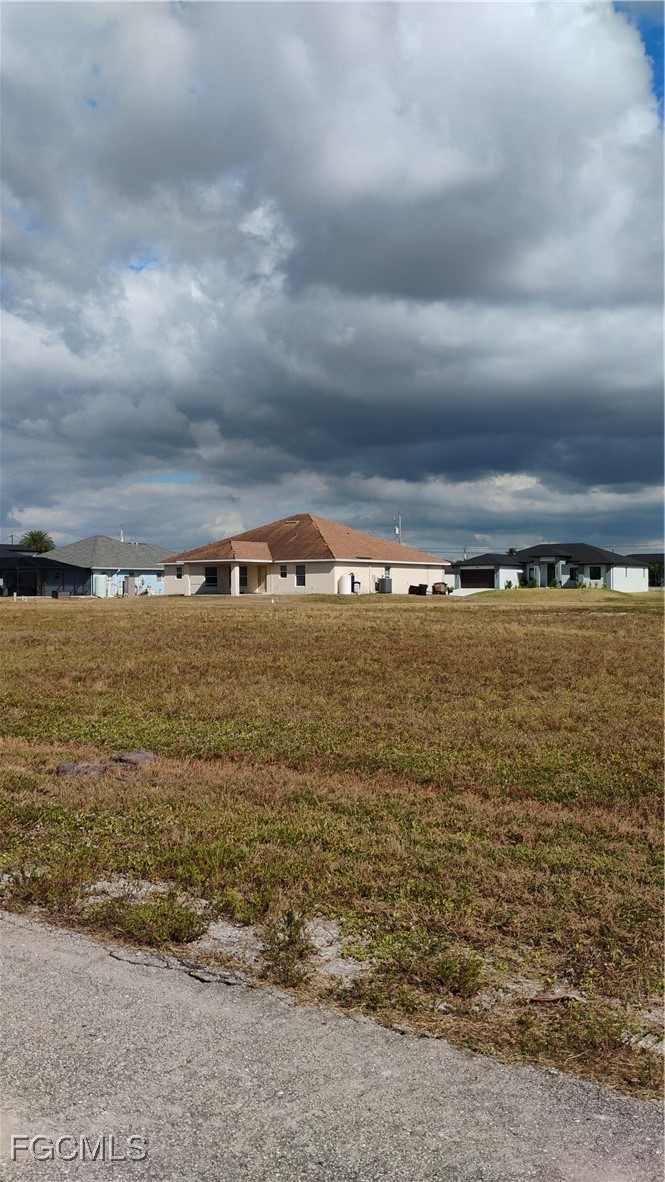 1439 NW 37th Place