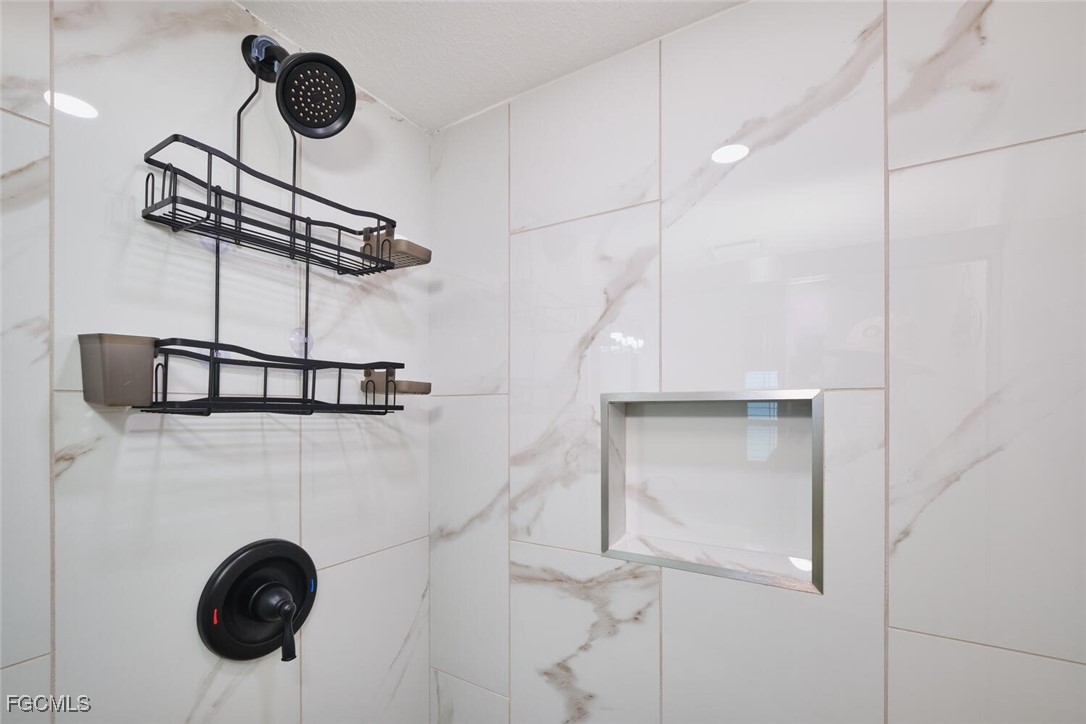 4770  Estero Boulevard, Apt 402