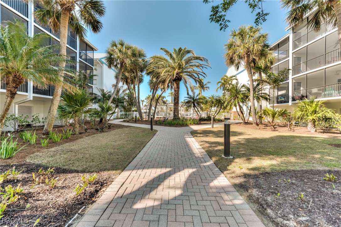 3132  Tennis Villas