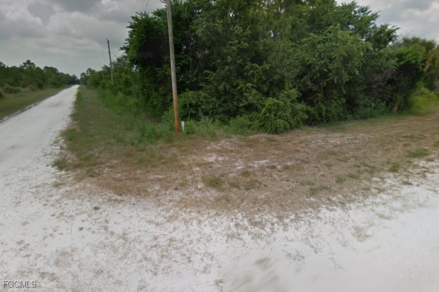 427  Perimeter Road