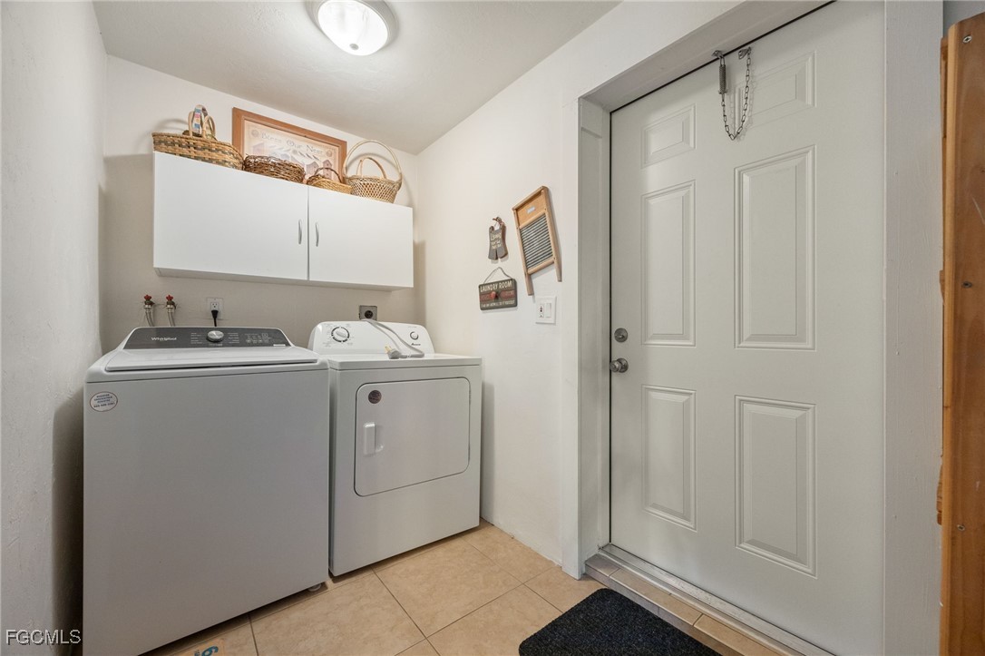 5128 York Court