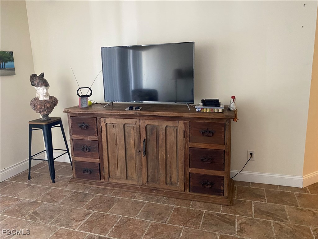 1521 SW 47th Terrace, Apt 103