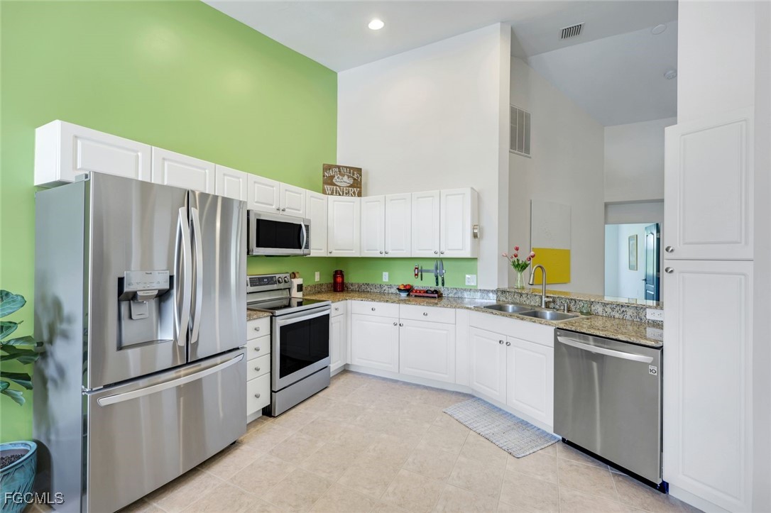 12110  Summergate Circle, Apt 202